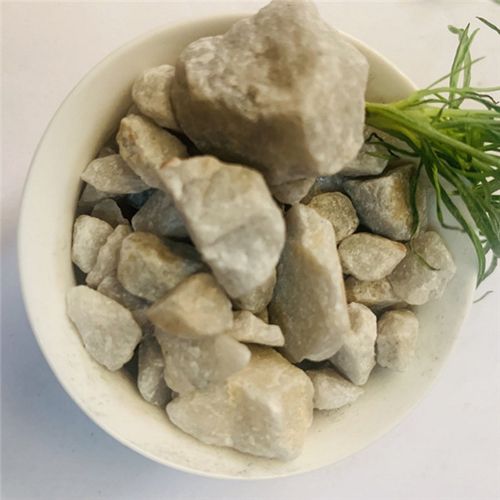 多年來與科研單位合作,不斷產(chǎn)品結(jié)構(gòu),為拓展市場(chǎng),由原來單 一的濾料銷